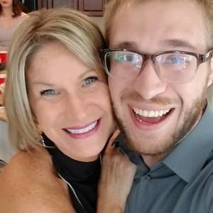 Meet your Posher, Caryn